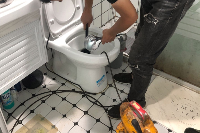 赫山疏通下水道